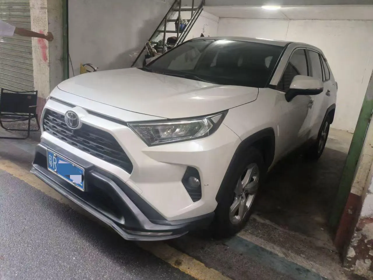 Toyota 2021 RAV4 Rongfeng 2.0 Stepless Four-wheel Drive Fashion Edition Automatic Gear - View 1