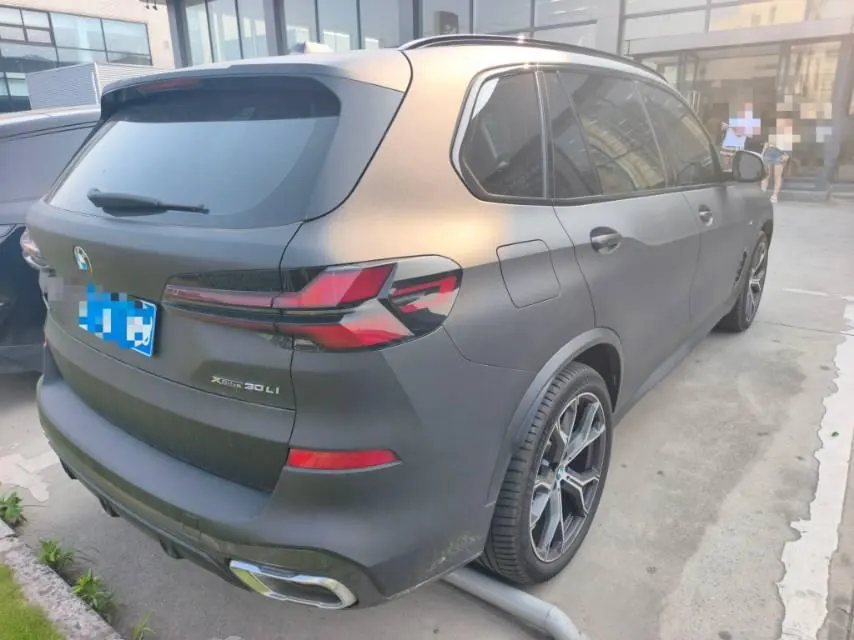 BMW 2023 X5 xDrive30Li 48V 2.0T exclusive m sports obsidian night suit automatic gear 4