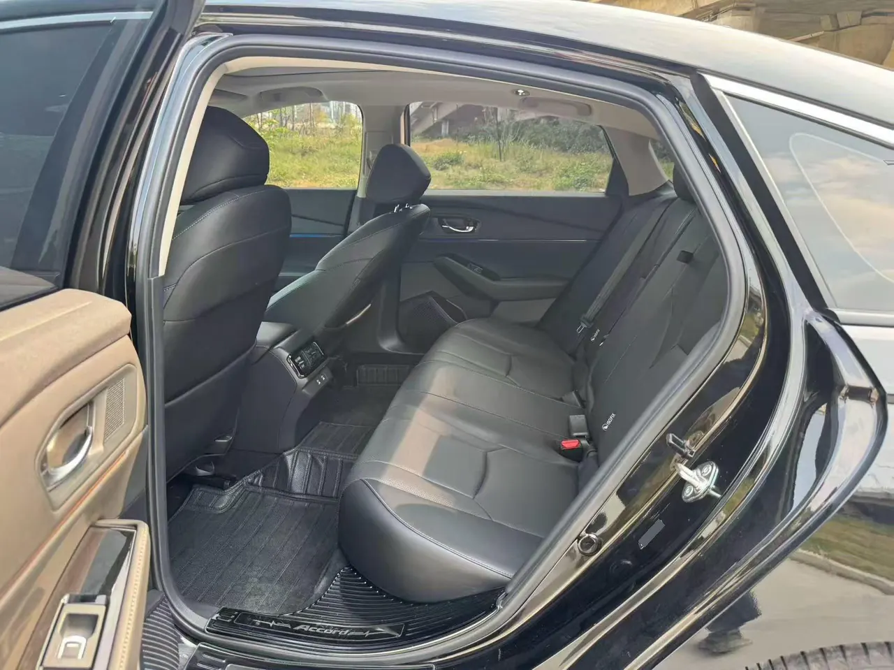 Honda 2023 11th Generation Accord 1.5T Stepless 260TURBO Excellent Automatic Gear 3