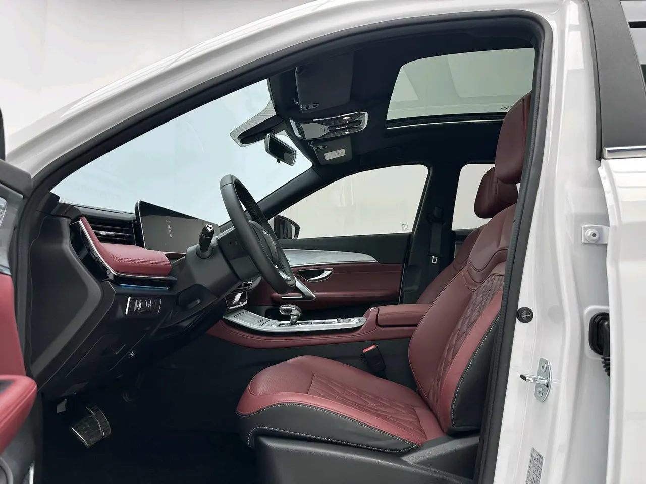 Jetour 2023 X70 PLUS 1.5T Brave PLUS5 Automatic Gear 5