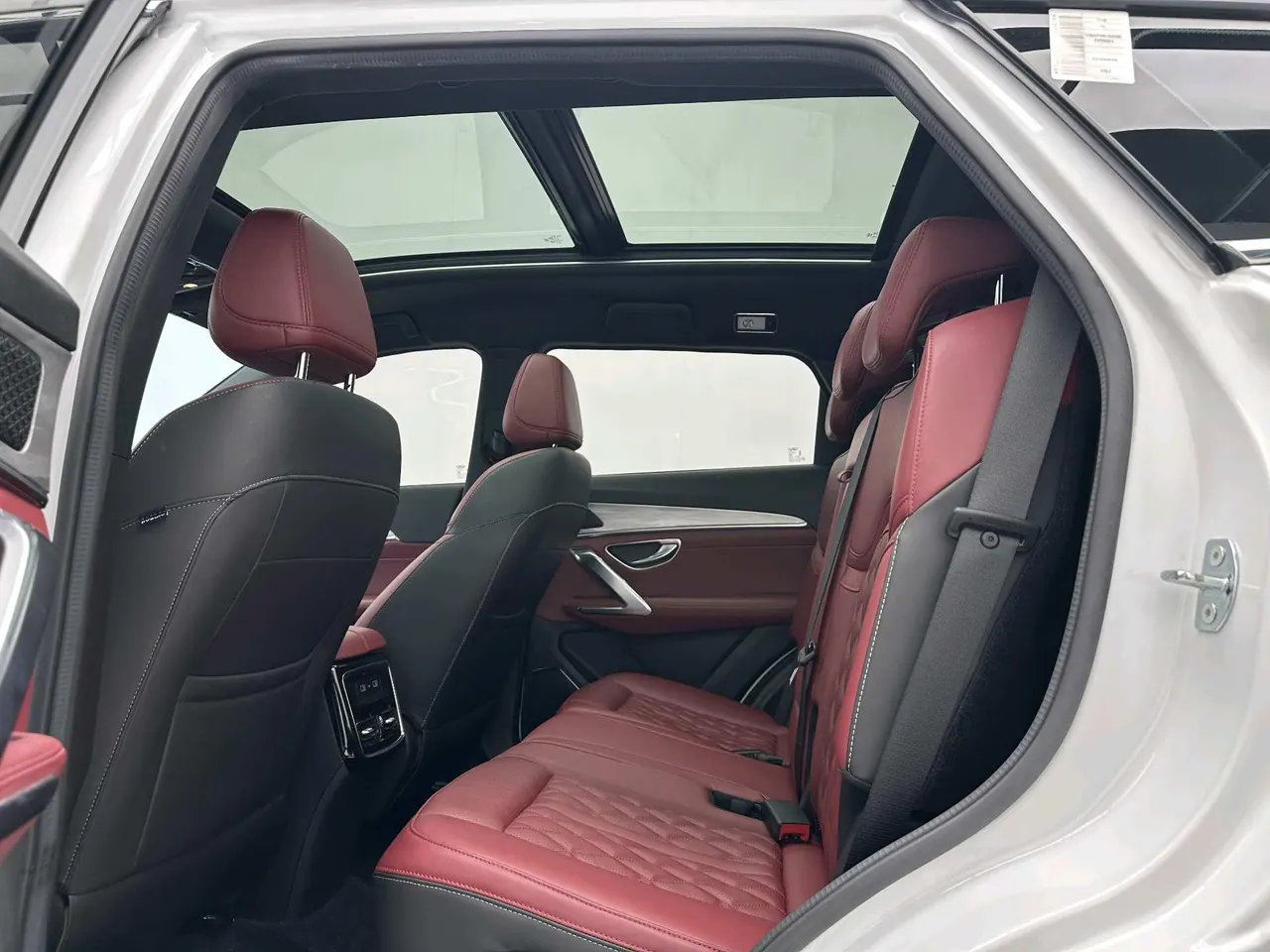 Jetour 2023 X70 PLUS 1.5T Brave PLUS5 Automatic Gear 6