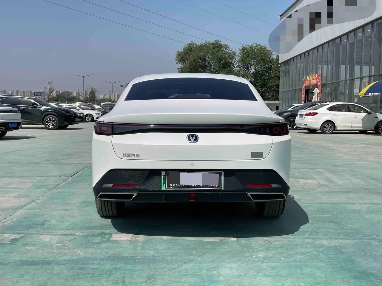 ChangAn Yidong New Energy 2025 Yidong PHEV 1.5 Stepless Smart New Blue Whale 145KM Battleship Edition Automatic Gear 7