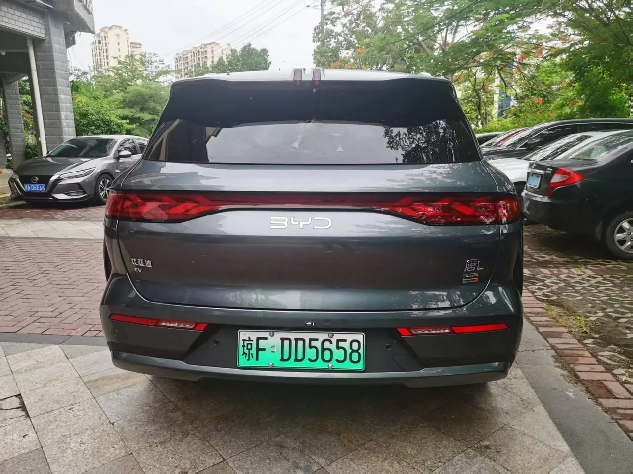 BYD 2025 Tang L EV 600KM four-wheel drive laser Radar flagship automatic gear 6