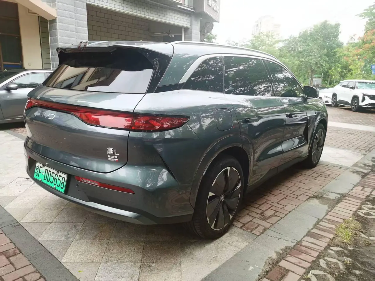 BYD 2025 Tang L EV 600KM four-wheel drive laser Radar flagship automatic gear 7