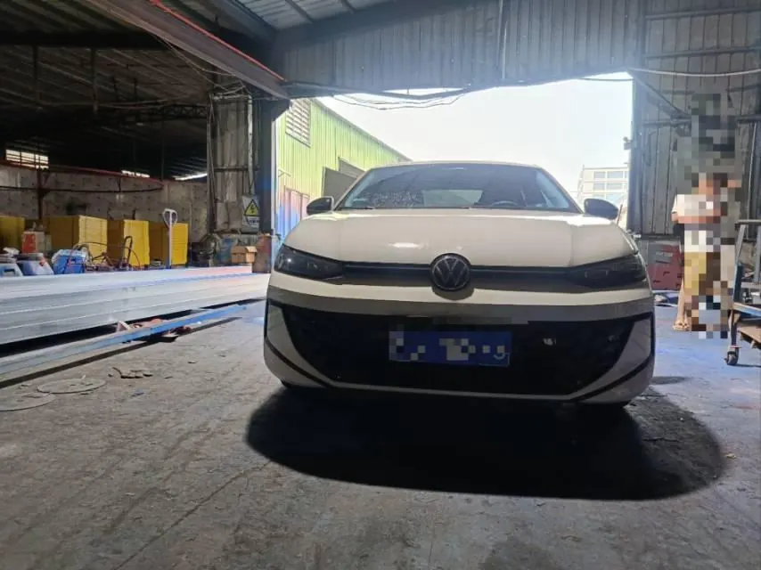 Volkswagen 2026 Lavida Pro 1.5TSI 300TSI 6 Million Edition Automatic Gear 3