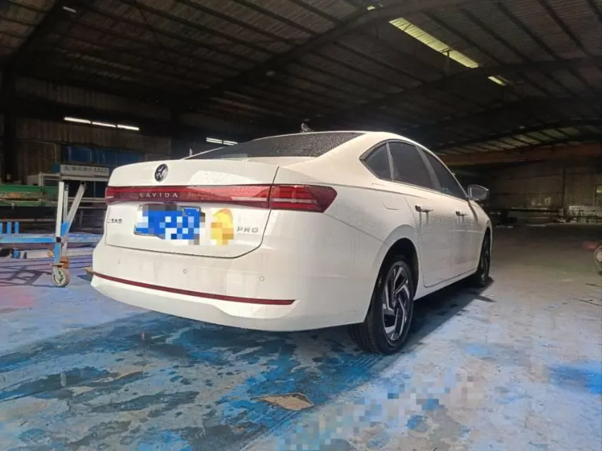 Volkswagen 2026 Lavida Pro 1.5TSI 300TSI 6 Million Edition Automatic Gear 8