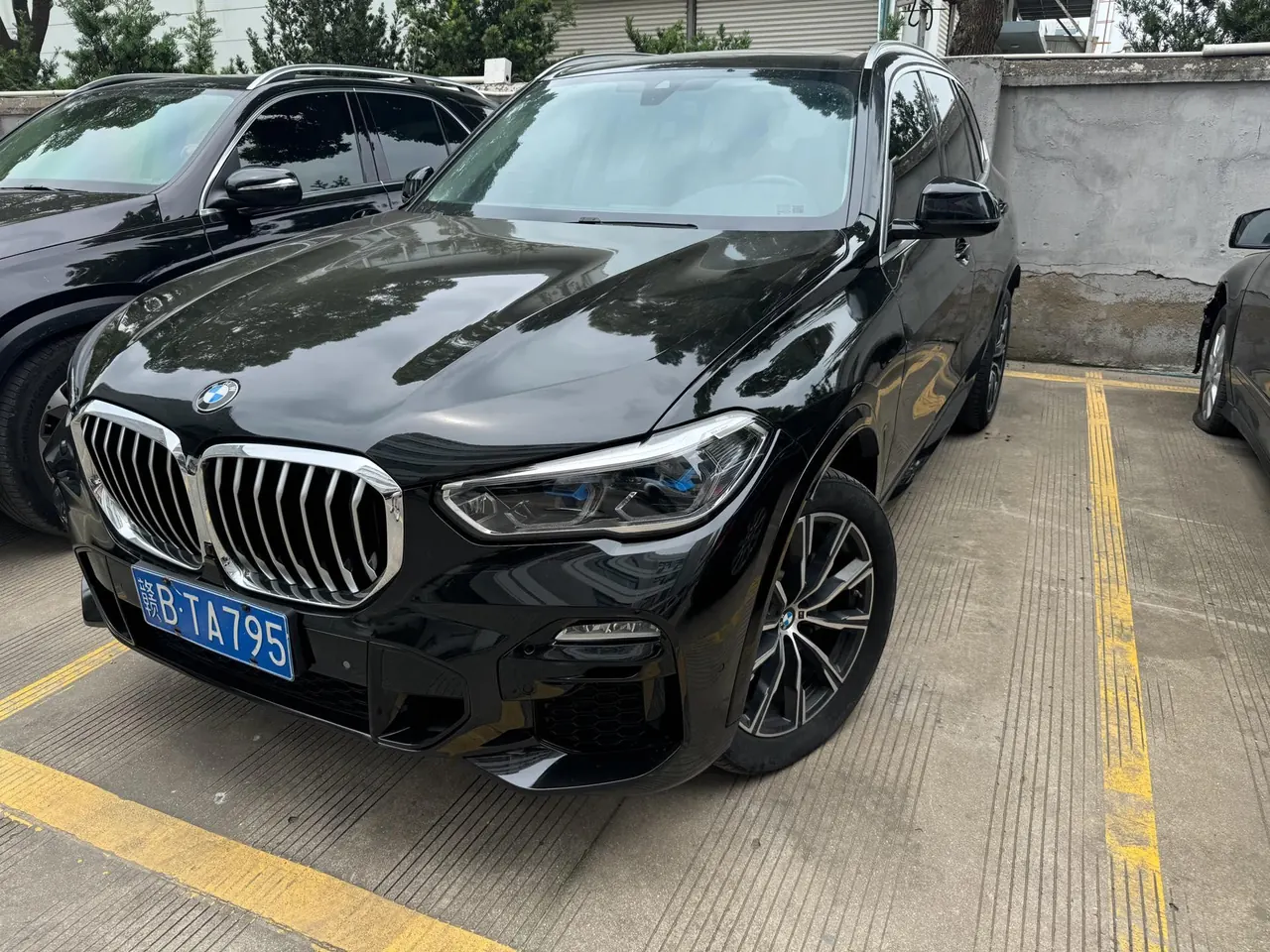 BMW X5 (Imported) 2020 X5 xDrive30i 2.0T M Sports Suit Automatic Gear - View 1