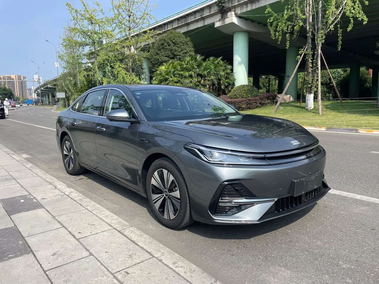 Geely Galaxy 2025 A7 EM-i 1.5 150km Discovery Edition Automatic Gear 3