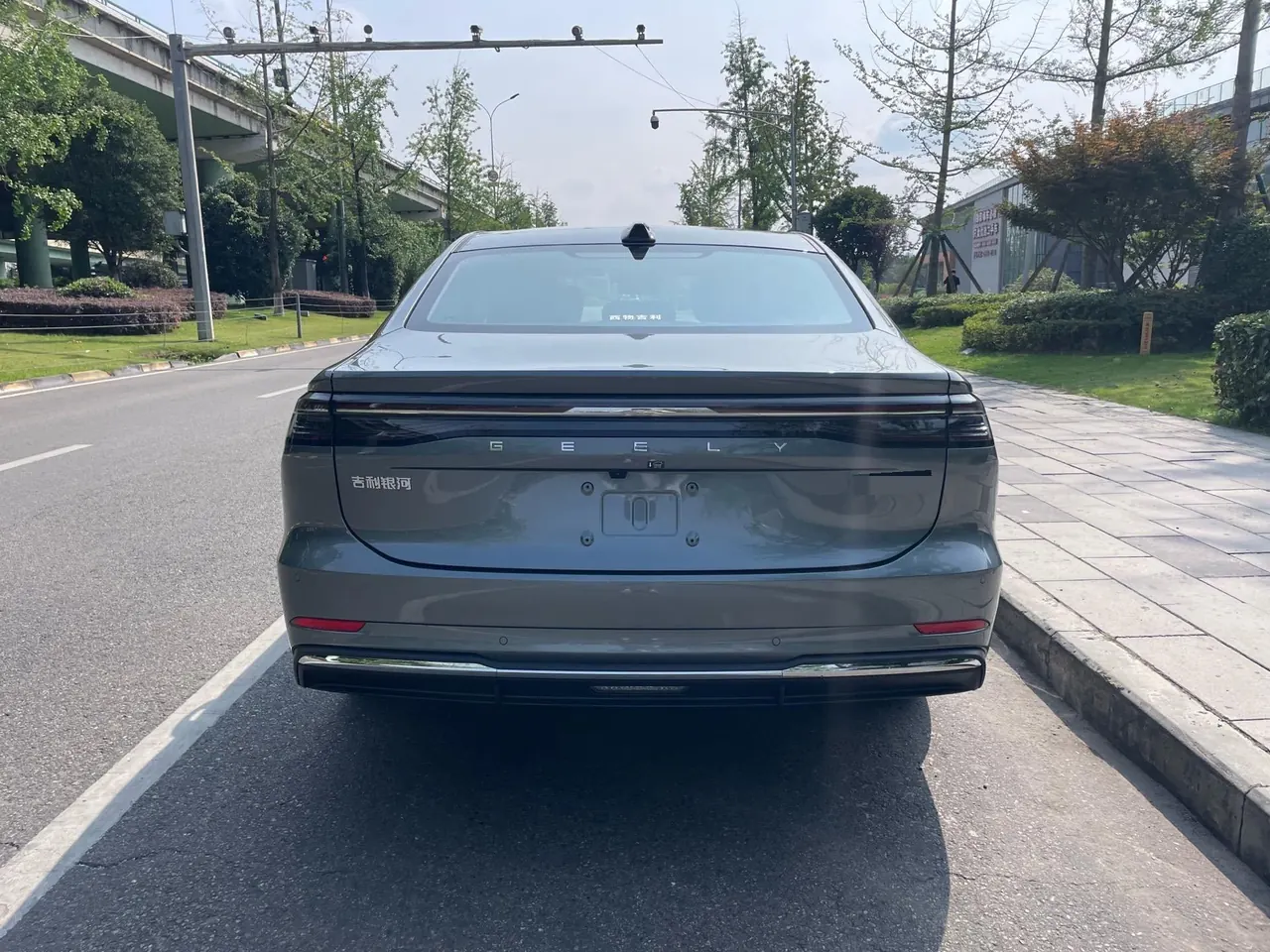 Geely Galaxy 2025 A7 EM-i 1.5 150km Discovery Edition Automatic Gear 5
