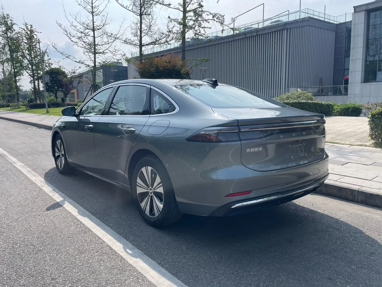 Geely Galaxy 2025 A7 EM-i 1.5 150km Discovery Edition Automatic Gear 6
