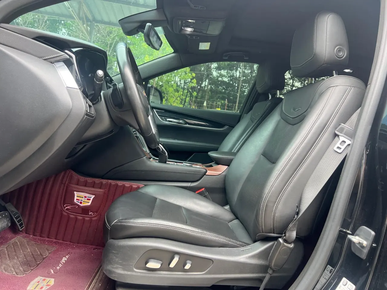 Cadillac 2020 XT5 2.0T 28T Luxury Automatic Gear 4