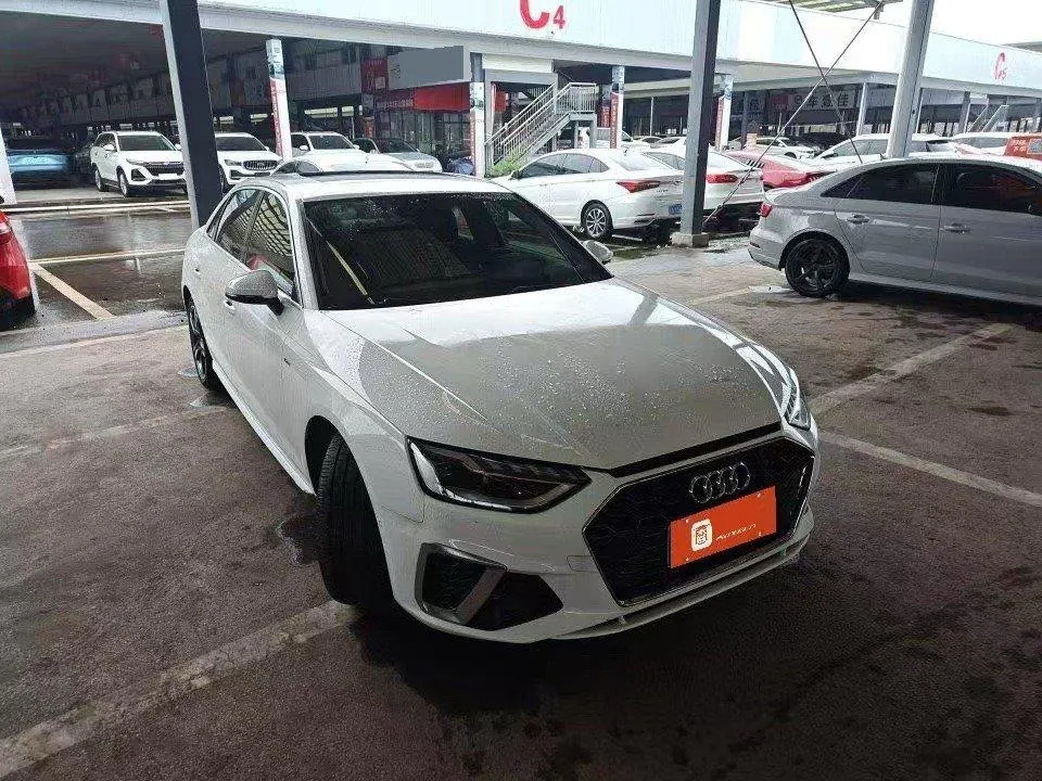 Audi 2020 A4L 2.0TFSI 40TFSI Deluxe Dynamic Automatic 2