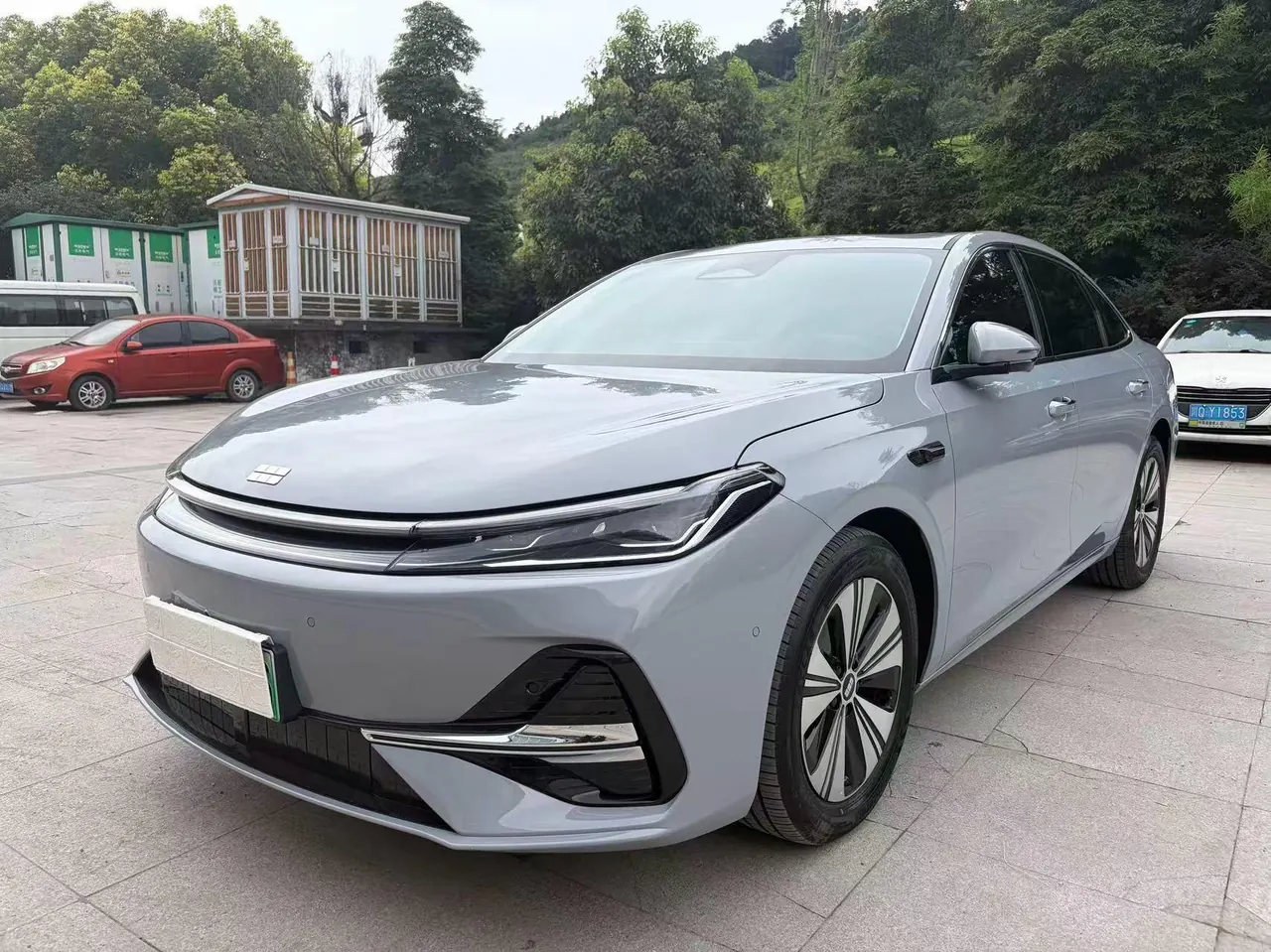 Geely Galaxy 2025 A7 EM-i 1.5 150km Discovery Edition Automatic Gear - View 1