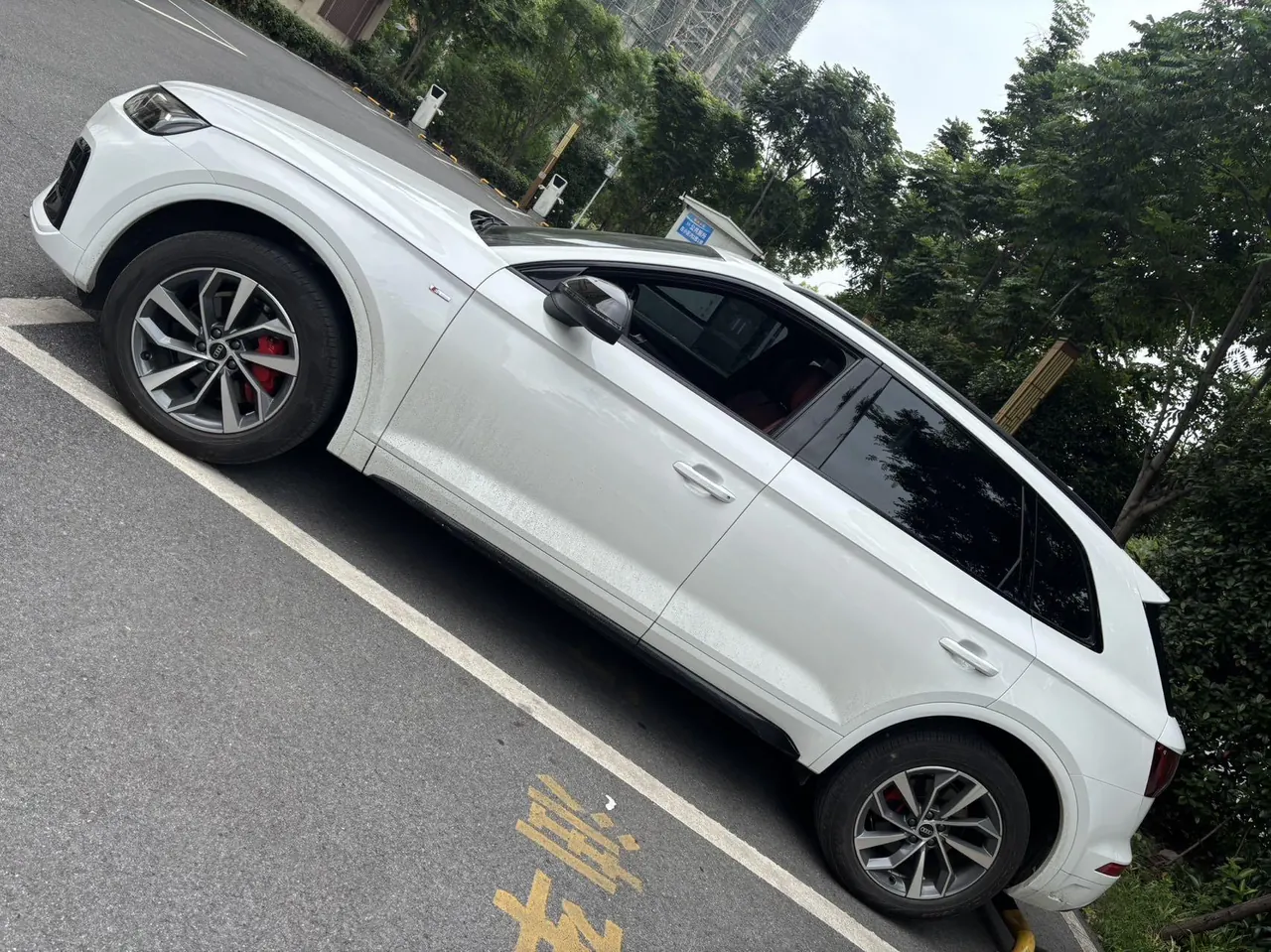 Audi 2025 Q5L 2.0TFSI 40TFSI luxury dynamic automatic 2