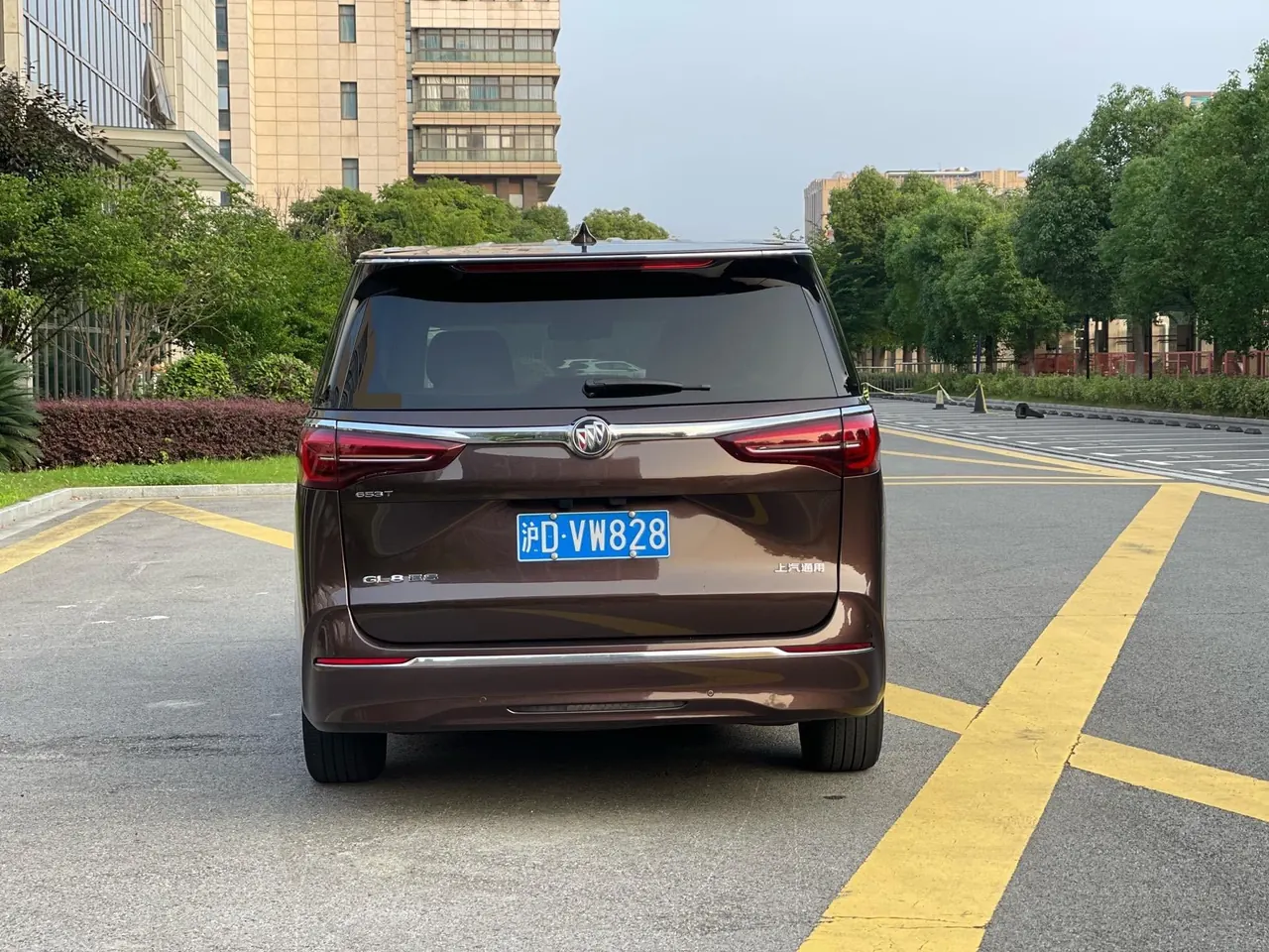 Buick 2021 GL8 ES Lu Zun 2.0T 653T Exclusive Automatic Gear 14