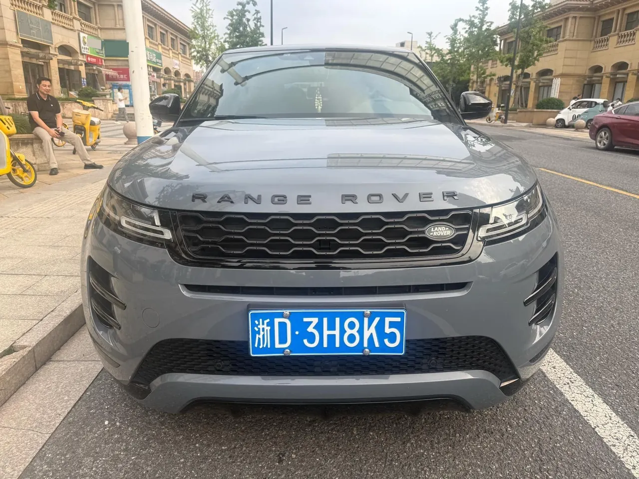 Land Rover 2021 evoque 48V 2.0T 249PS R-DYNAMIC s obsidian black sports version automatic gear 2