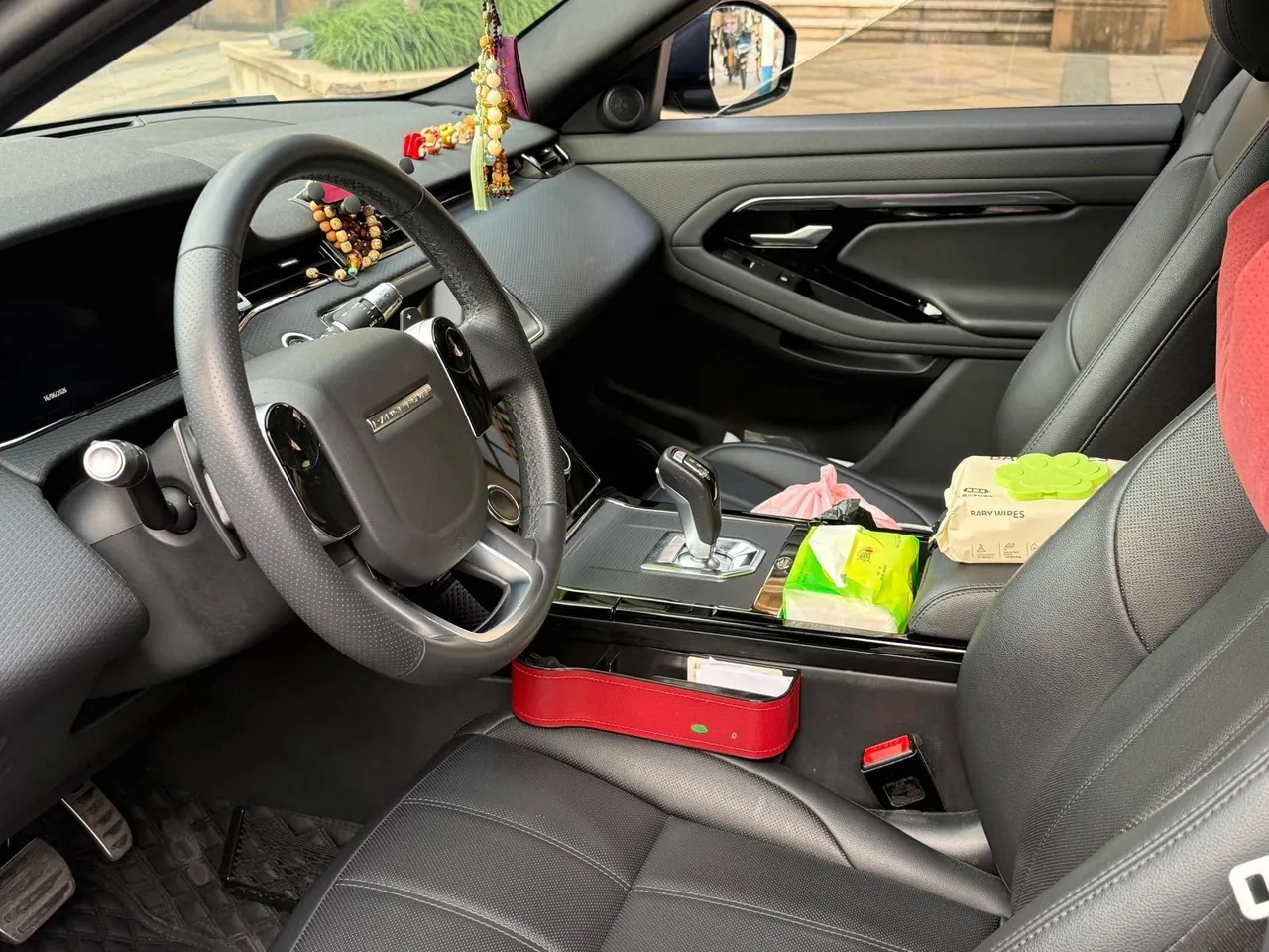 Land Rover 2021 evoque 48V 2.0T 249PS R-DYNAMIC s obsidian black sports version automatic gear 5