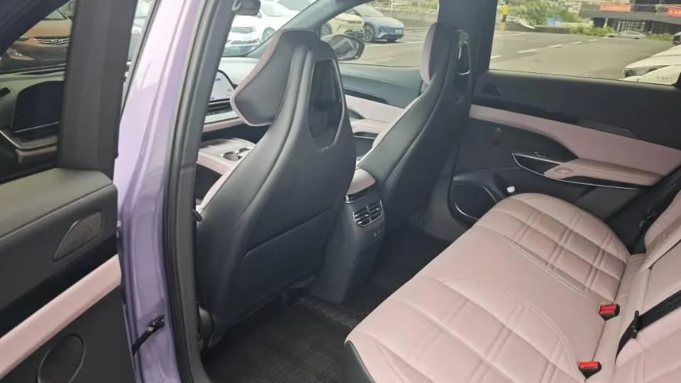 HongQi 2025 Tiangong 08 680 Ultra 4-wheel drive automatic gear 4