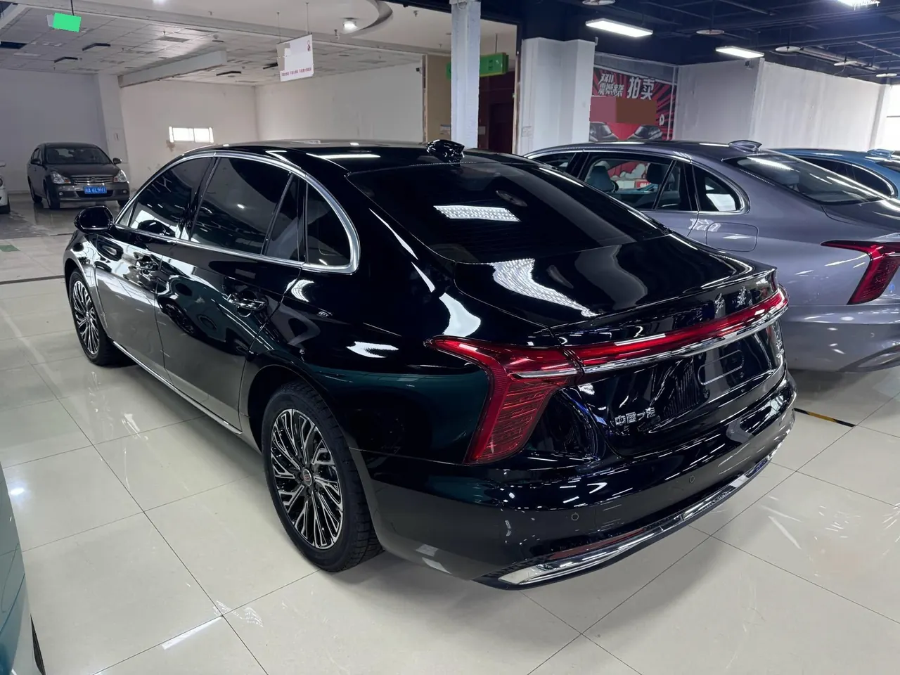 HongQi 2025 H5 2.0T Flag Chang 500000 Commemorative Automatic Gear 5