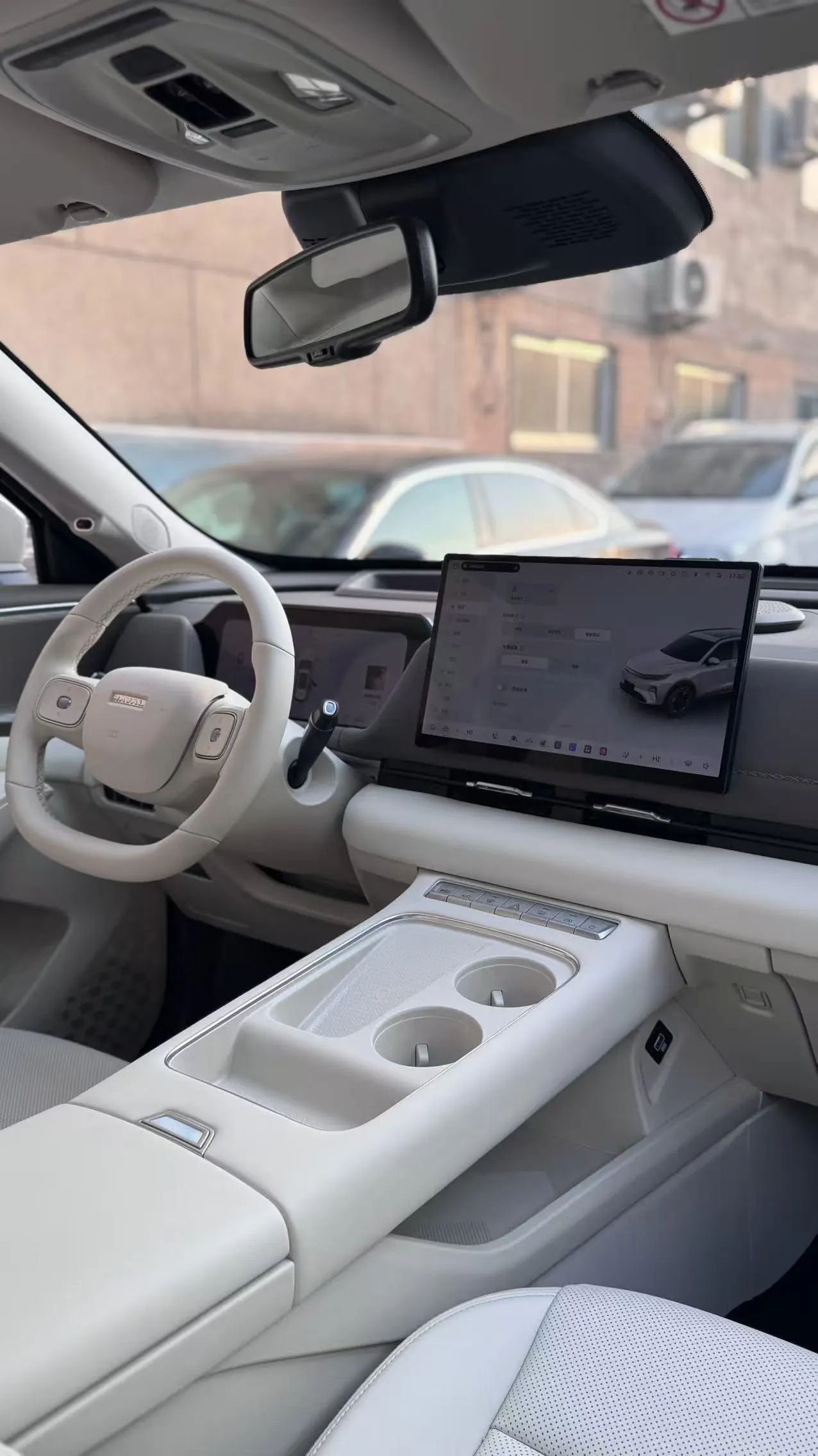 Haval 2025 Xiaolong MAX 1.5 Hi 4 165 Ultra Smart Driving Edition Automatic Gear 8