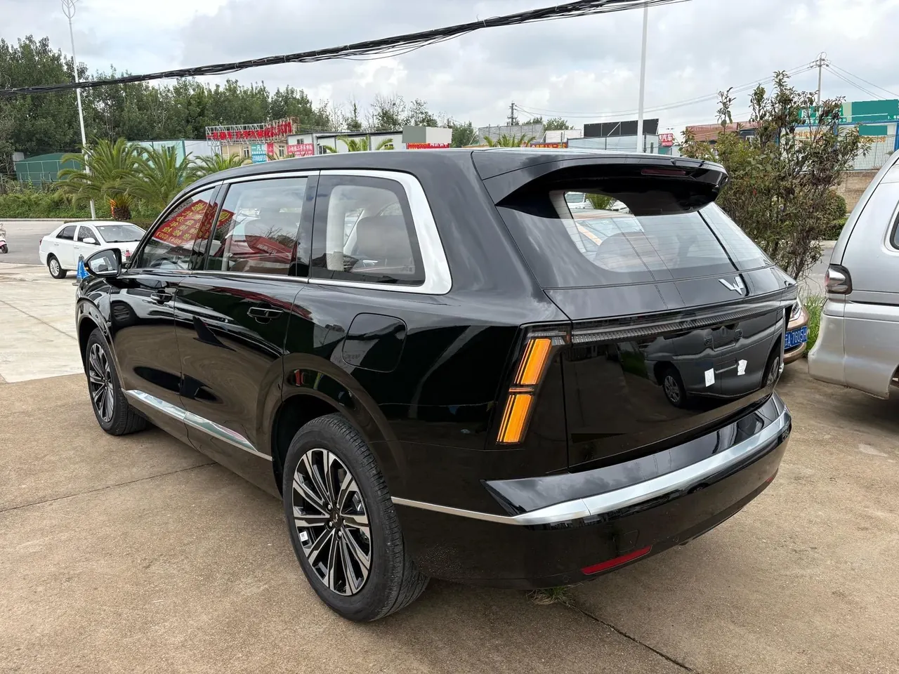 WuLing 2026 Starlight L 1.5 Stepless 260km Six-seat Comfortable Automatic Gear 5