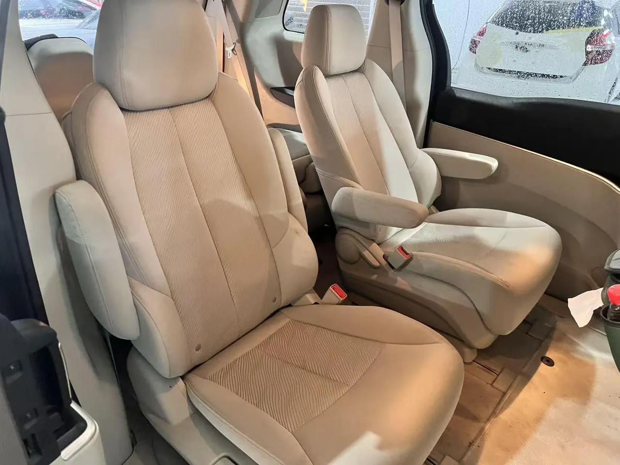 Buick 2020 GL8 Land Business Class 2.0T 652T Comfortable Automatic Gear 4