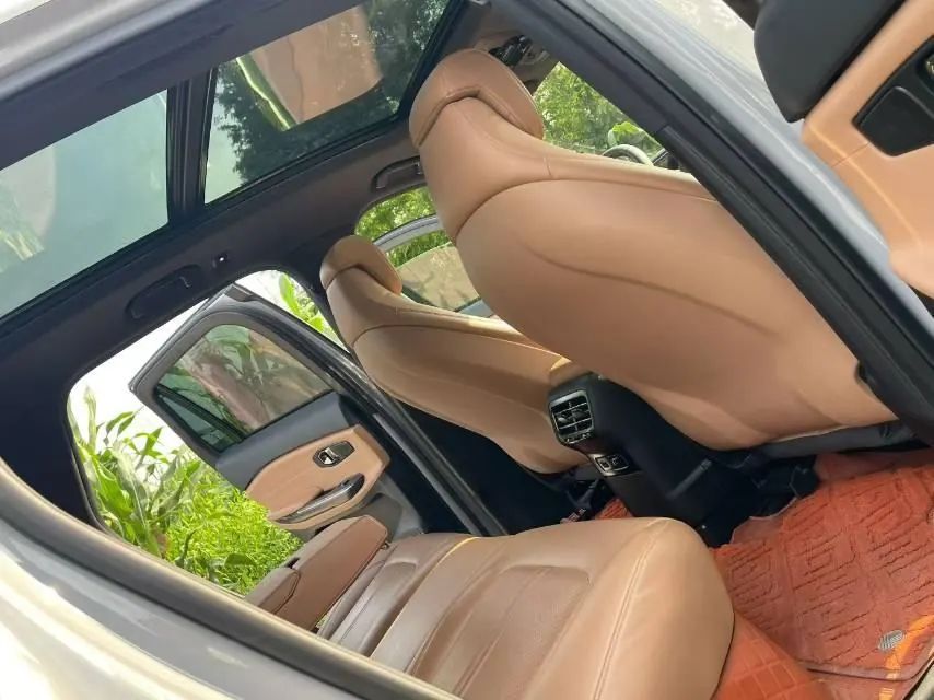 NIO 2020 ES 6 600KM Sports Edition Automatic Gear 9