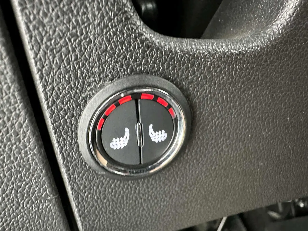 Chevrolet 2020 Volando 48V 1.3T Redline 530T Vertical Edition (52) Automatic Gear 13