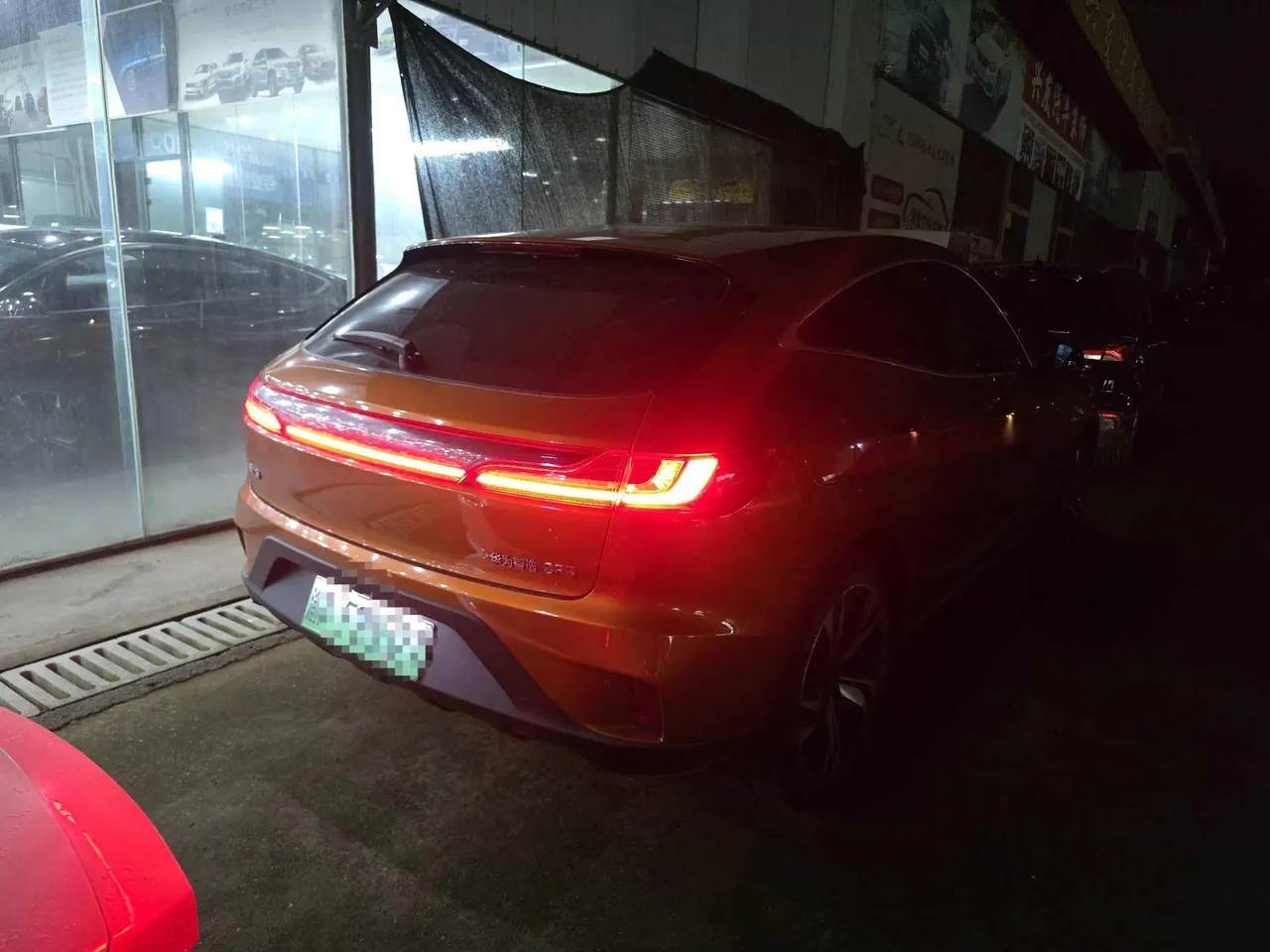 SERES 2020 SERES 5 1.5T 4-wheel drive high-performance sports version automatic gear 6