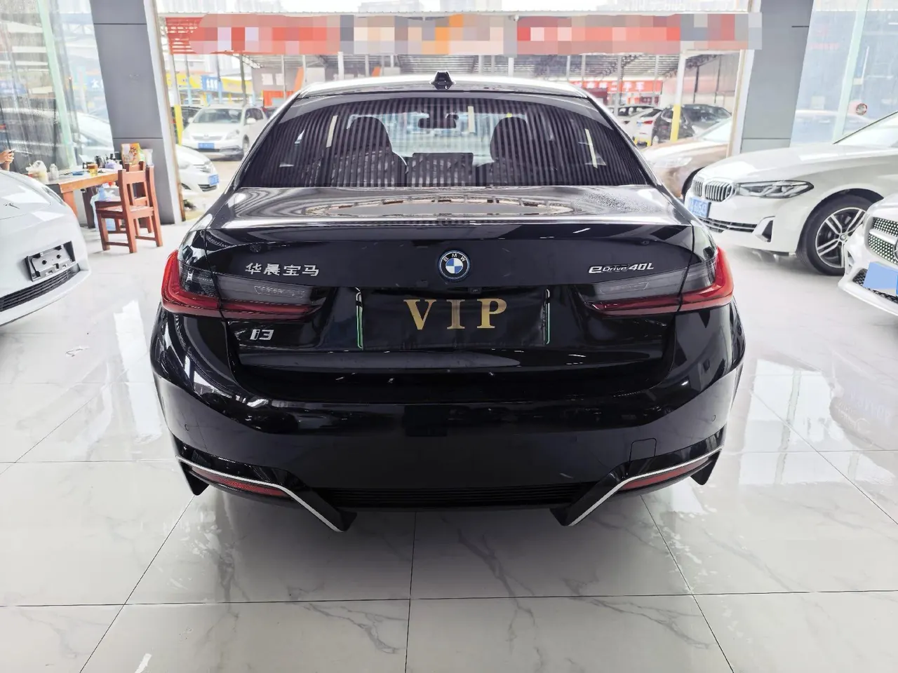 BMW 2024 i3 eDrive 40 L obsidian night suit automatic gear 8