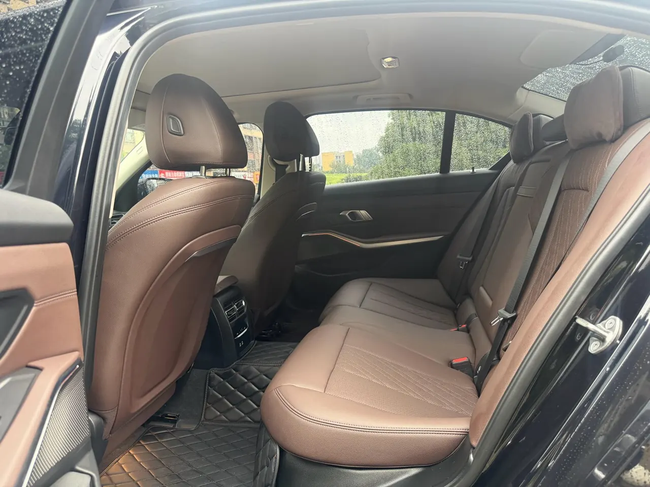 BMW 2022 i3 eDrive 35L automatic gear 9