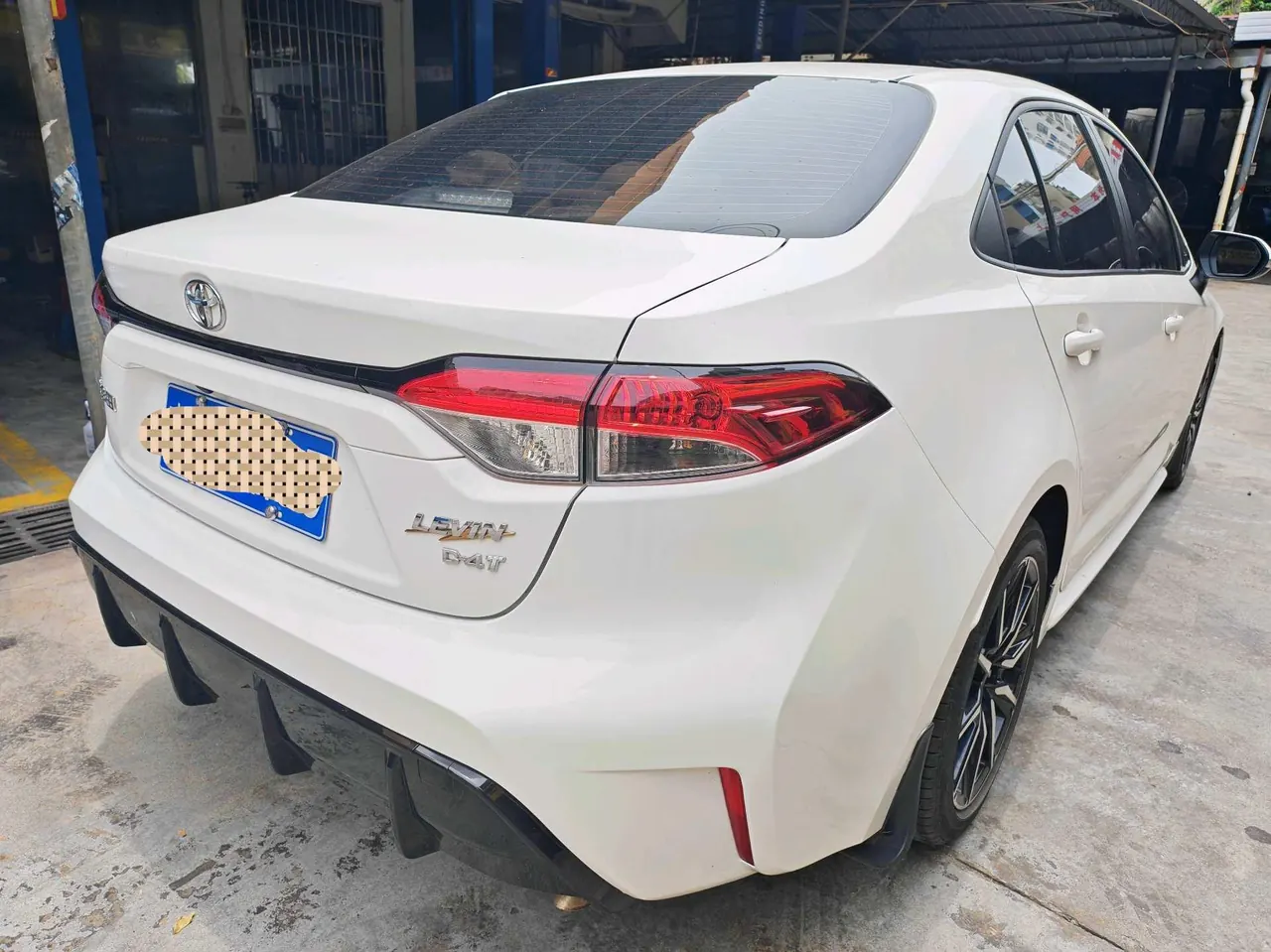 Toyota 2022 Lei Ling 1.2T Stepless 185T Deluxe Automatic Gear 2
