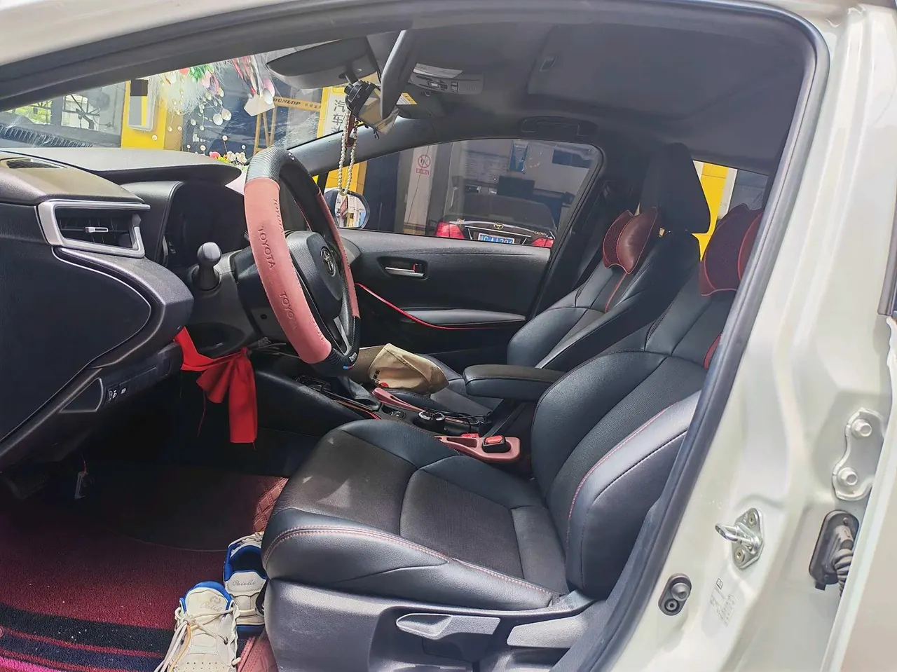 Toyota 2022 Lei Ling 1.2T Stepless 185T Deluxe Automatic Gear 3