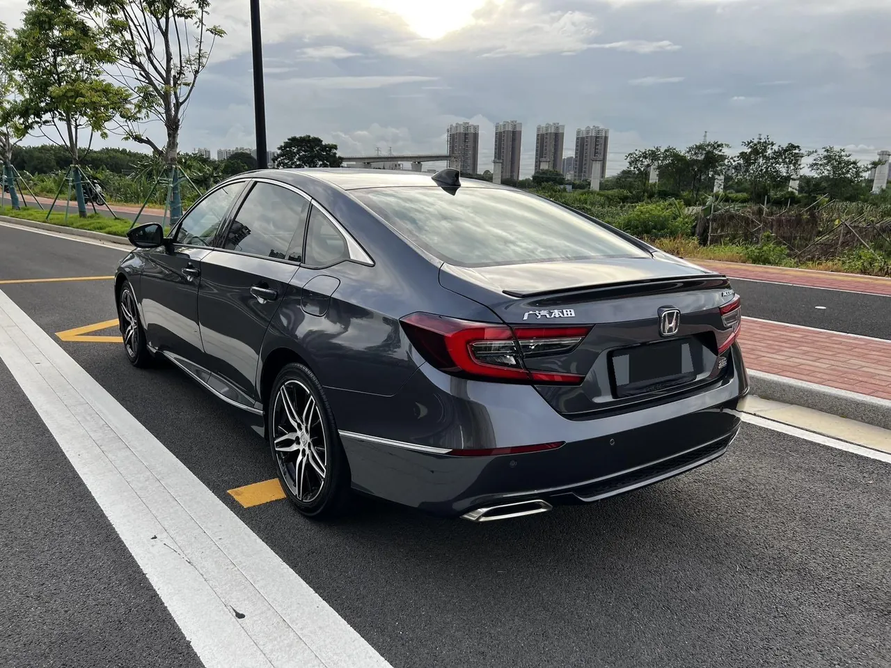 Honda 2022 10th Generation Accord 1.5T Stepless 260TURBO Magic Night Premium Edition Automatic Gear 9