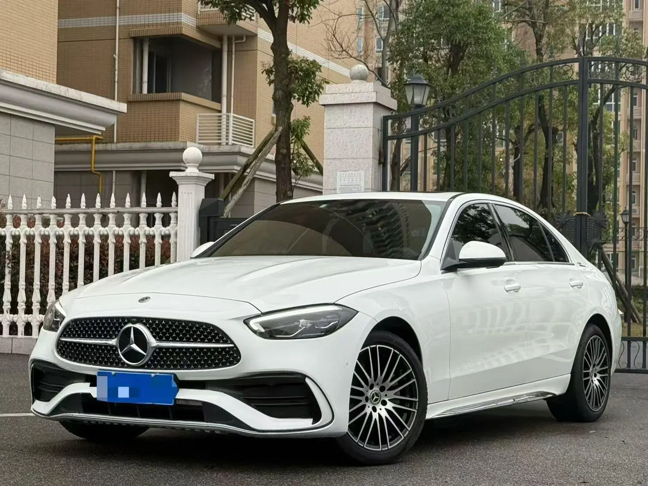 Mercedes Benz Class C 2024 C 200 L 48V 1.5T Sports Edition (Modified) Automatic Gear - View 1