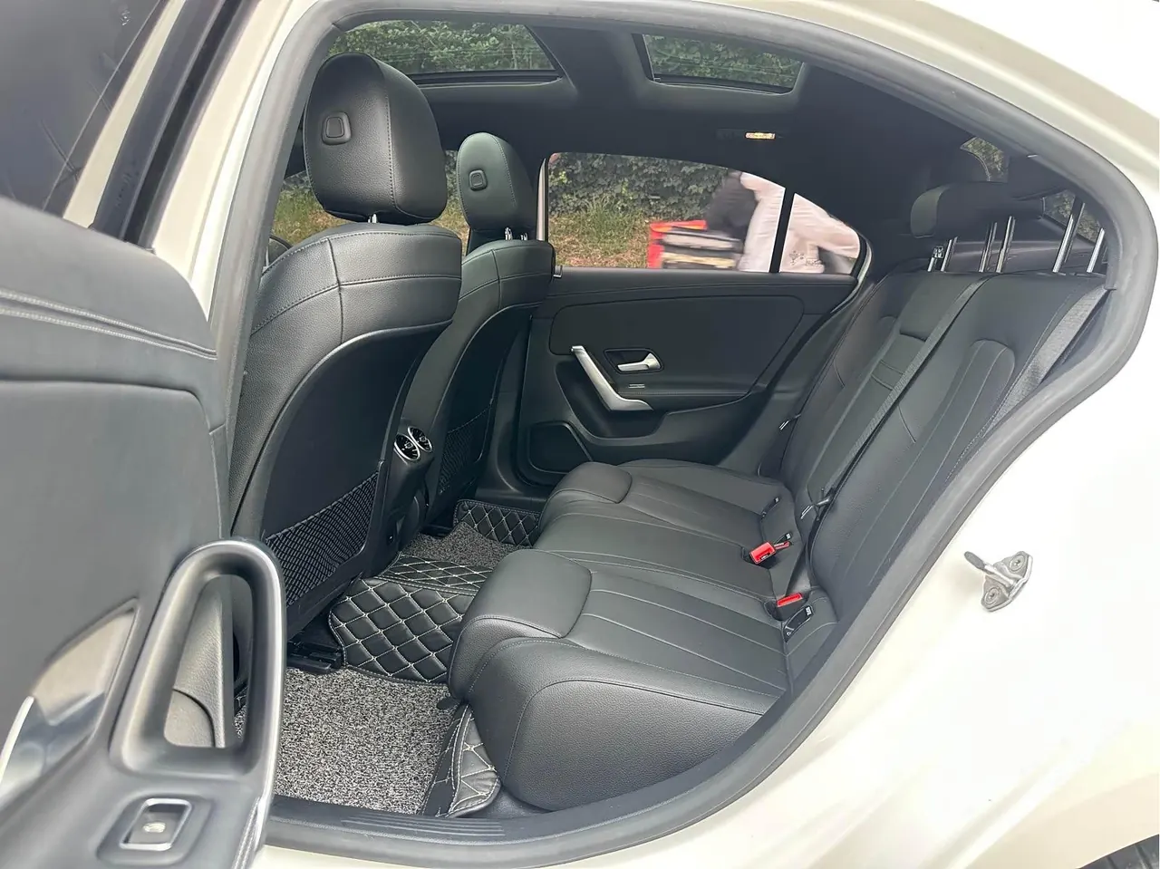 Mercedes Benz Class A 2022 A 180 L 1.3T automatic gear 10