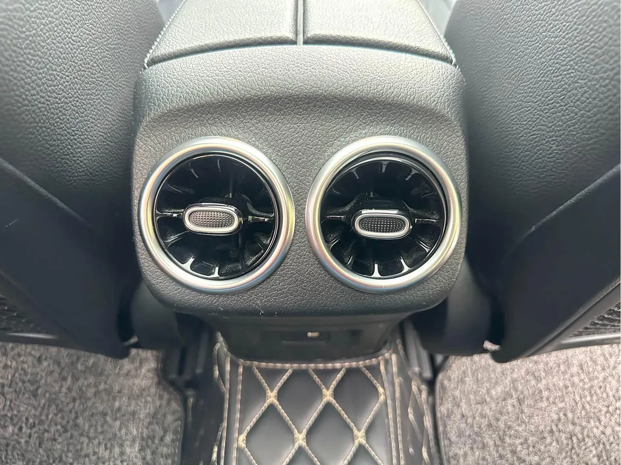 Mercedes Benz Class A 2022 A 180 L 1.3T automatic gear 17