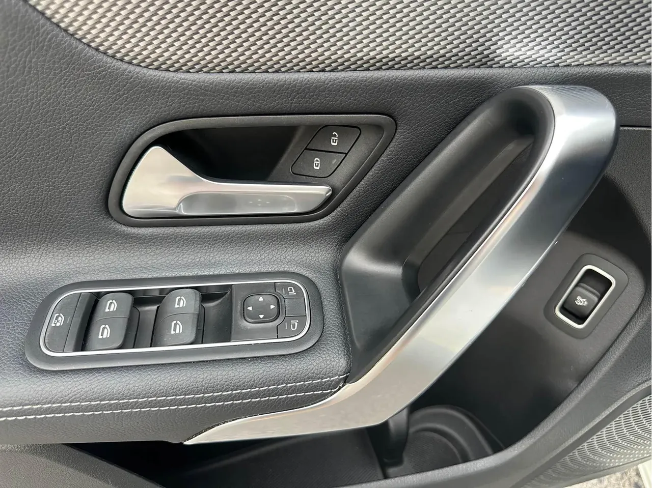 Mercedes Benz Class A 2022 A 180 L 1.3T automatic gear 19