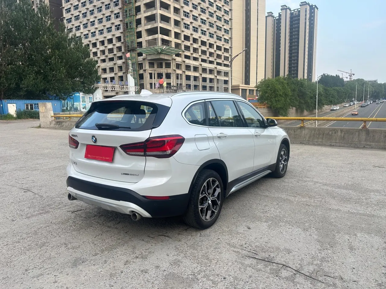 BMW 2022 X1 sDrive20Li 1.5T exclusive automatic gear 9