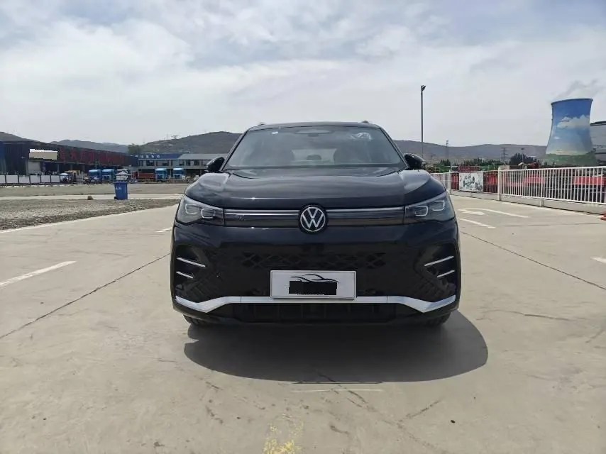 Volkswagen 2026 Tiguan L PRO 2.0TSI 380TSI Front-Wheel-Drive R-Line Prestige Automatic 2