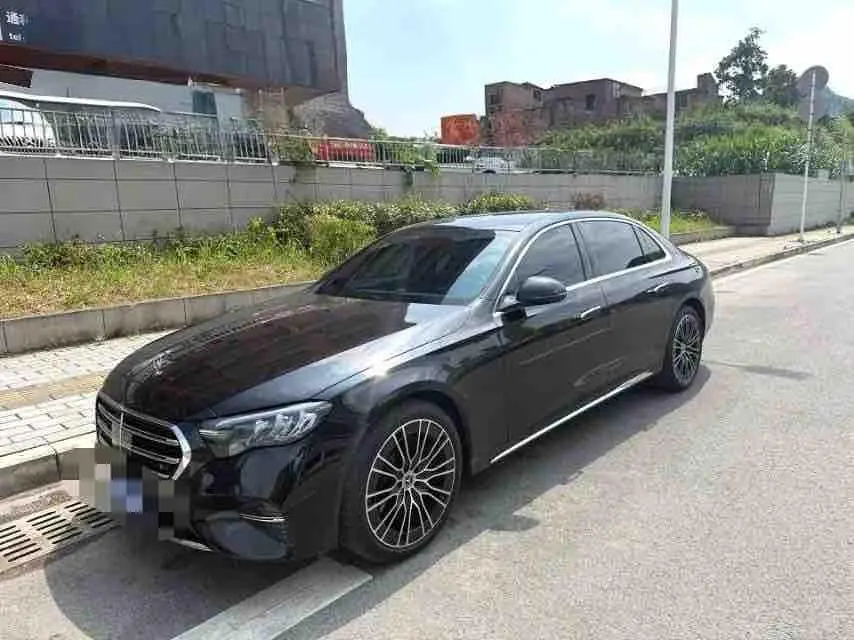 Mercedes Benz E-Class 2026 model E 300 L 48V 2.0T Luxury Edition Automatic - View 1