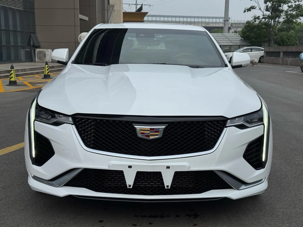 Cadillac 2020 CT4 2.0T 28T fashion automatic gear 2