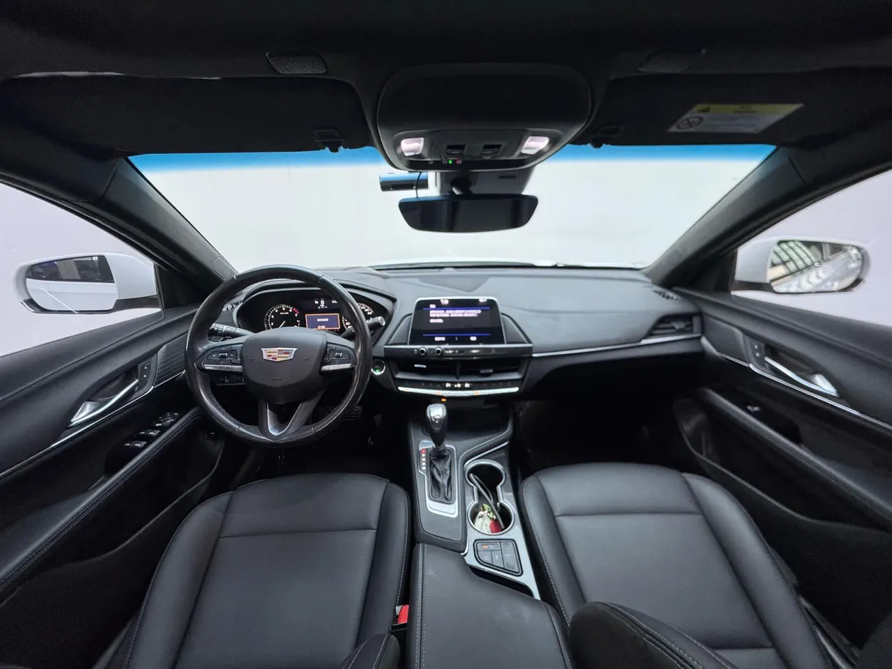 Cadillac 2020 CT4 2.0T 28T fashion automatic gear 4