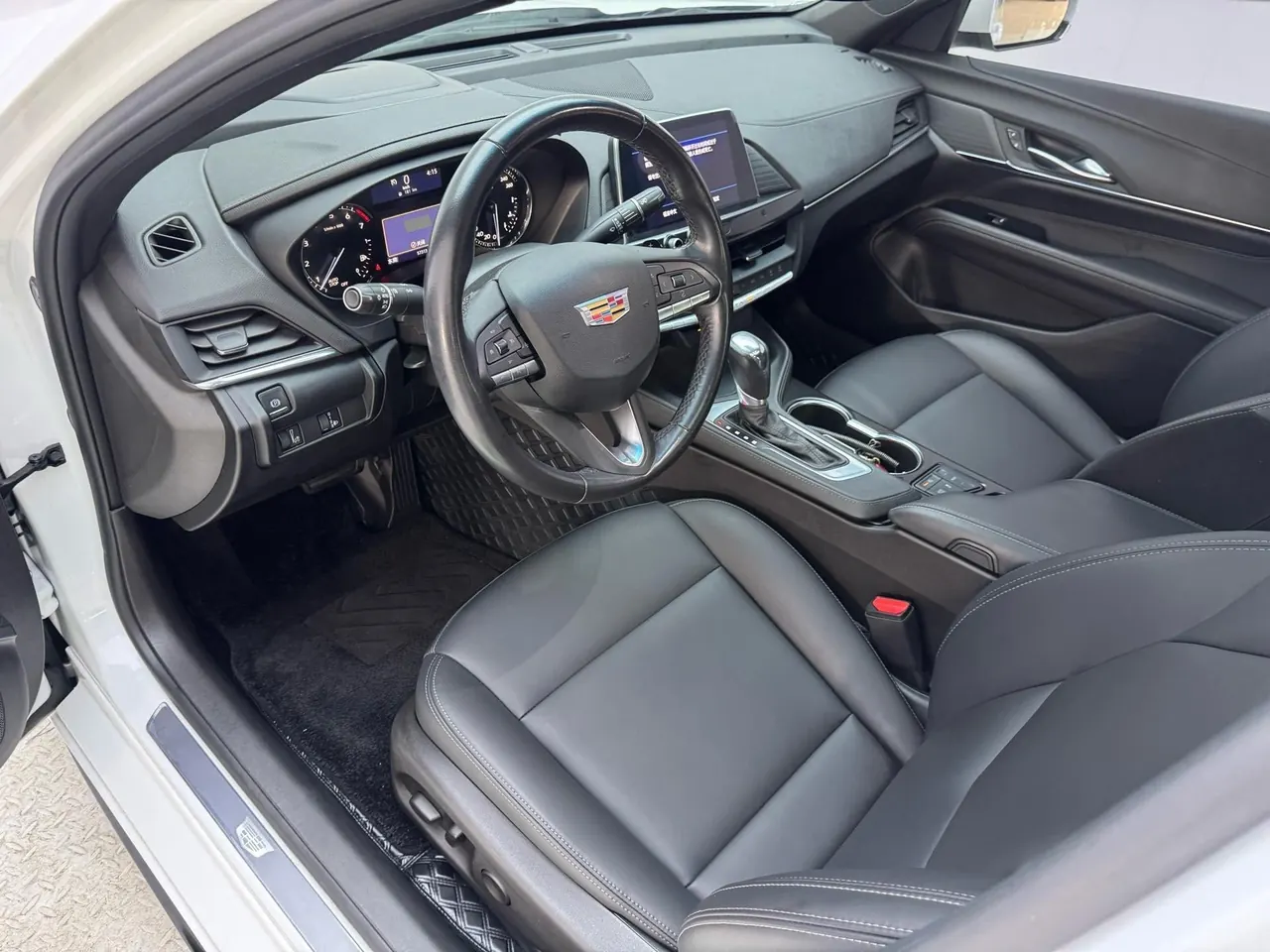 Cadillac 2020 CT4 2.0T 28T fashion automatic gear 5