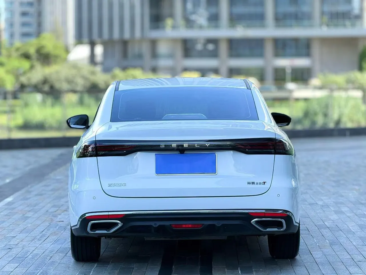 Geely 2026 emgrand -3-compartment 1.5T honorable automatic gear 4