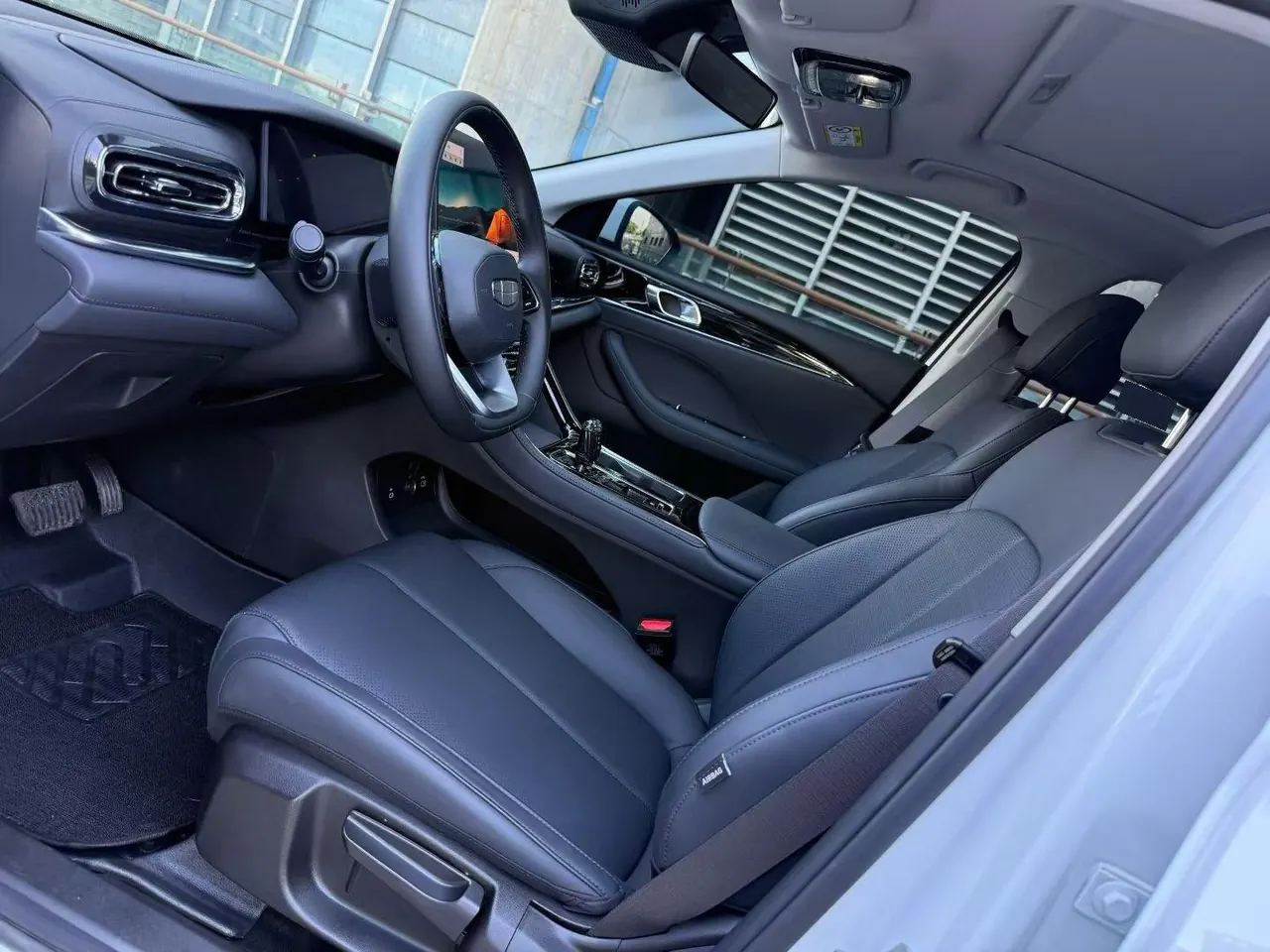 Geely 2026 emgrand -3-compartment 1.5T honorable automatic gear 7
