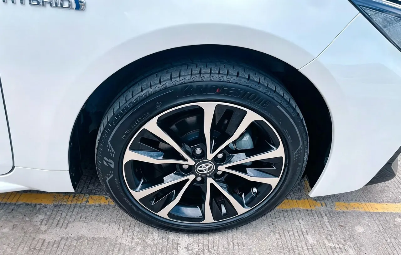 Toyota 2022 Lei Ling Shuangqing 1.8H Stepless Sports Edition Automatic Gear 7