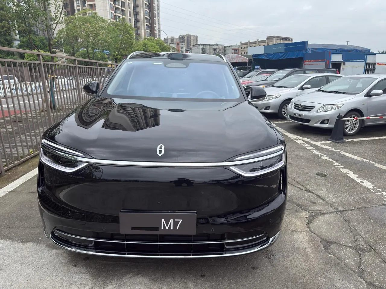 AITO 2026 AITO M7 extended range Max 4-wheel drive version 5 (192-line laser Radar) automatic gear 3