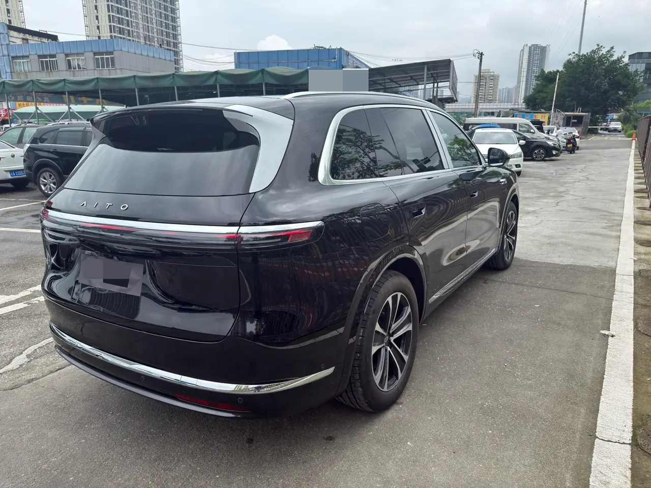AITO 2026 AITO M7 extended range Max 4-wheel drive version 5 (192-line laser Radar) automatic gear 9
