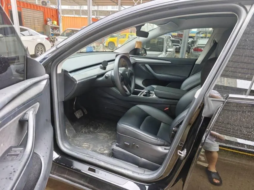 Tesla 2022 Model Y rear-wheel drive version (facelift) automatic gear 5